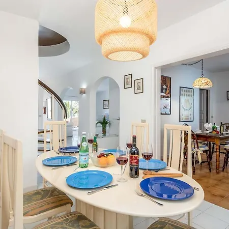 Arcelia Villa Puerto del Carmen (Lanzarote)